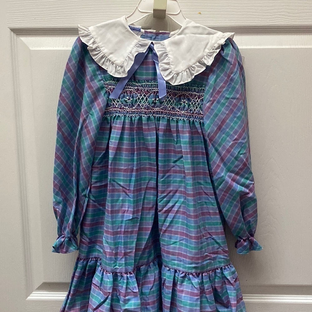 E girls Polly Flinders adorable dress size 6X.  EUC